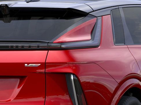 New 2026 Cadillac Lyriq V w/ LPO, Floor Liner Package image 11