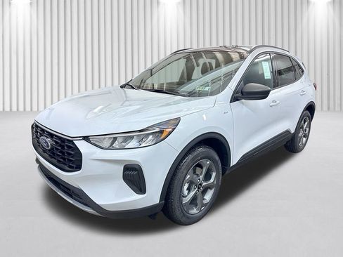 New 2026 Ford Escape ST-Line w/ Cold Weather Package AWD/4WD image 10