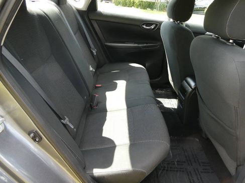 Used 2019 Nissan Sentra S FWD image 18
