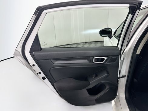 Used 2023 Honda Civic LX image 25