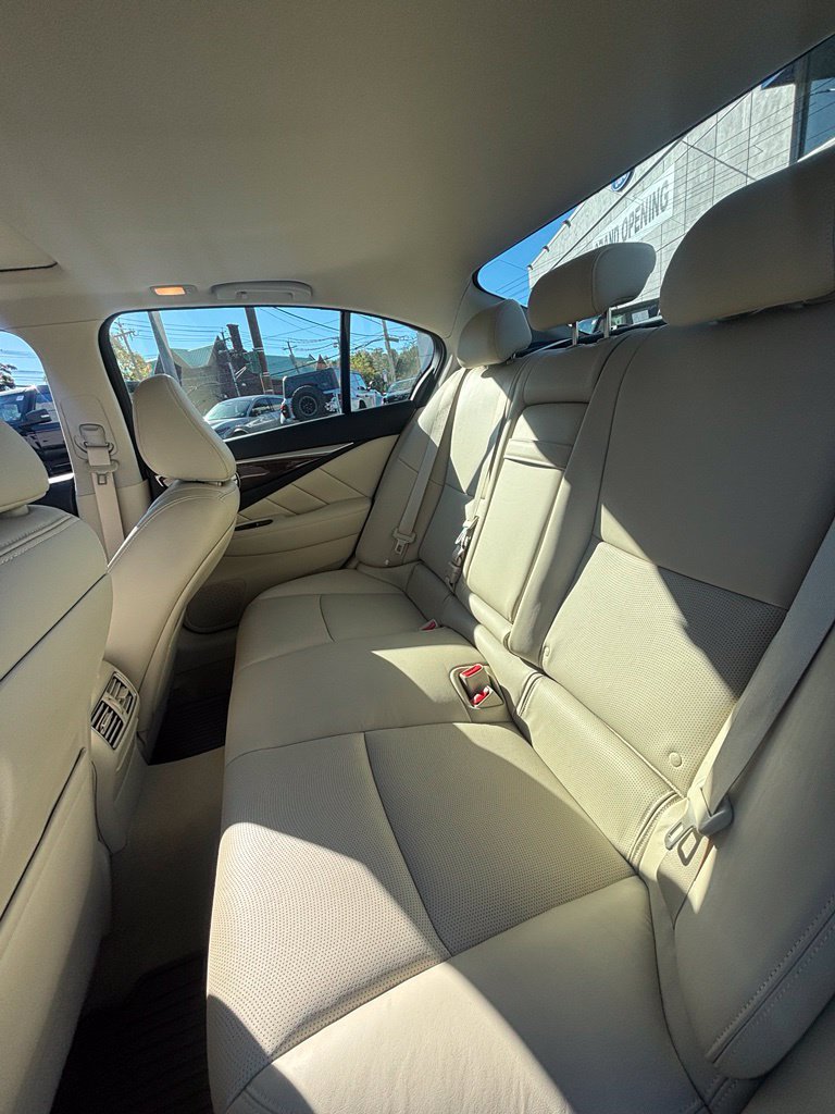Used 2014 INFINITI Q50 Premium w/ Technology Package AWD/4WD image 20