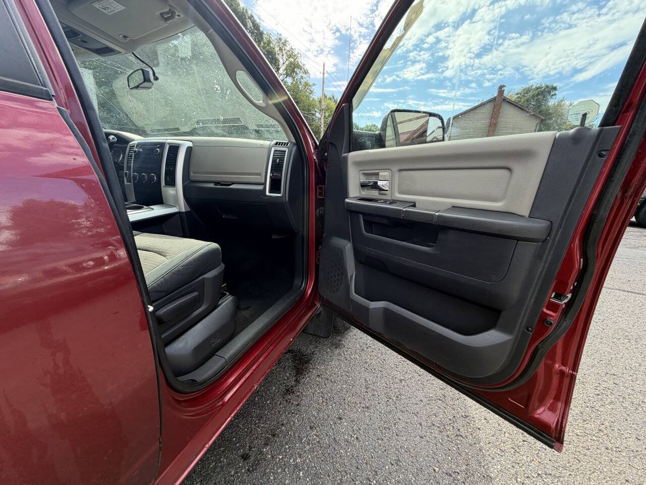 Used 2012 RAM 3500 Big Horn AWD/4WD image 15