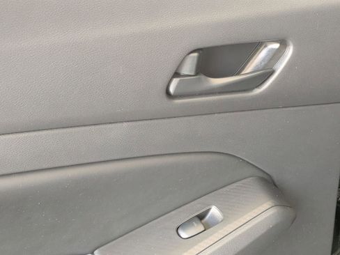 Used 2025 Nissan Altima 2.5 SV image 26