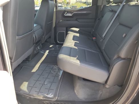 Used 2025 GMC Sierra 1500 SLT AWD/4WD image 21