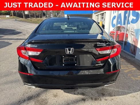 Used 2022 Honda Accord Sport image 6