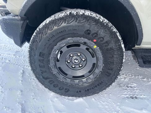 New 2025 Ford Bronco Outer Banks w/ Sasquatch Package image 29