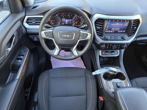 Certified 2023 GMC Acadia SLE image 15