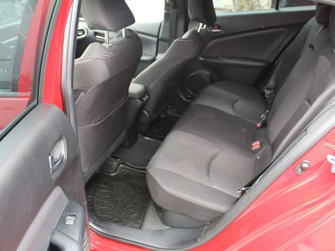 Used 2020 Toyota Prius Prime LE FWD image 12
