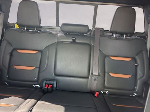 Used 2024 GMC Sierra 1500 AT4 w/ Technology Package image 13