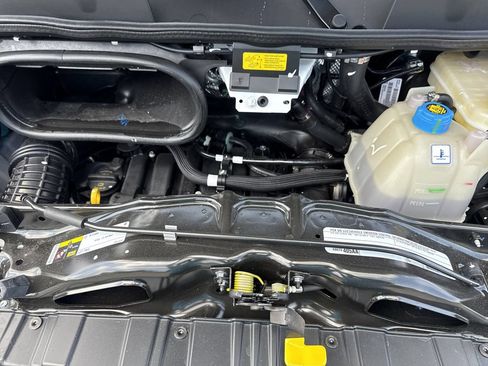 New 2026 RAM ProMaster 2500 w/ Convenience Group FWD image 38