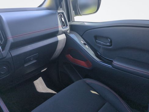 Used 2026 Nissan Frontier Pro-X w/ Pro-X Convenience Package RWD image 18