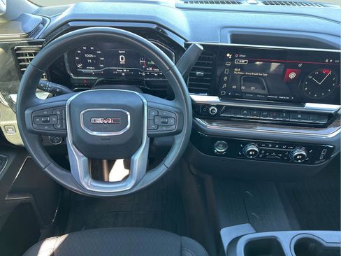 Used 2024 GMC Sierra 1500 Elevation image 23