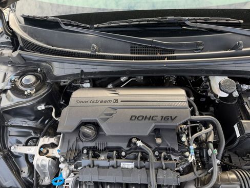 Used 2025 Kia K4 LXS image 31