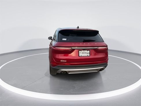 Used 2021 Lincoln Corsair Reserve image 7