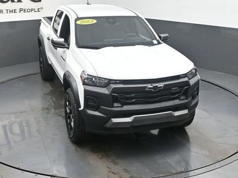 Used 2023 Chevrolet Colorado Trail Boss w/ LPO, Dark Essentials Package AWD/4WD image 46