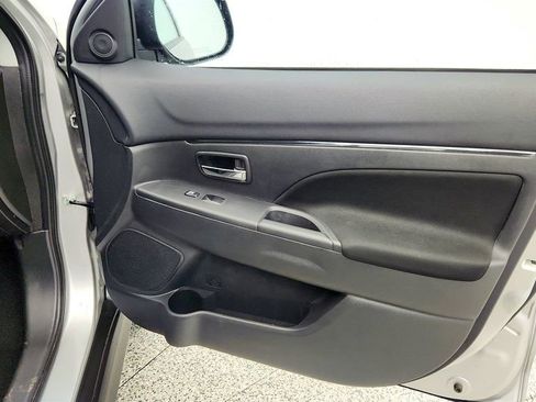 Used 2024 Mitsubishi Outlander Sport S 2.0 AWC image 25