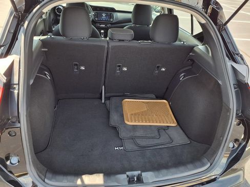 Used 2022 Nissan Kicks SV FWD image 23