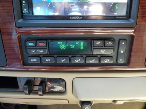 Used 2006 Ford F350 Lariat AWD/4WD image 36