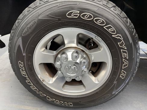 Used 2009 Dodge Ram 2500 Truck SLT w/ Popular Equipment Group image 18