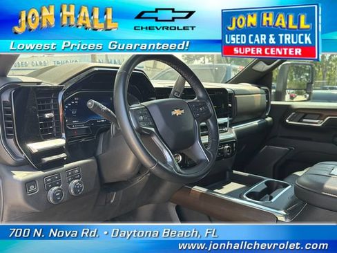 Used 2024 Chevrolet Silverado 2500 High Country w/ High Country Premium Package AWD/4WD image 25