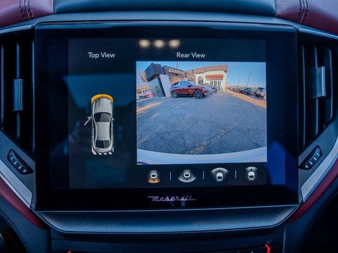Used 2022 Maserati Ghibli Modena Q4 image 11