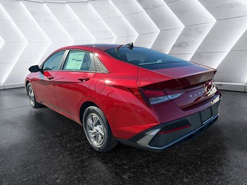 New 2026 Hyundai Elantra SE image 7