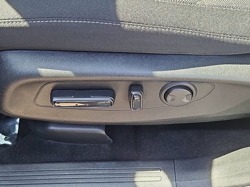 Certified 2024 Honda CR-V EX image 19