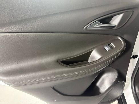Used 2024 Buick Encore GX Sport Touring FWD image 32