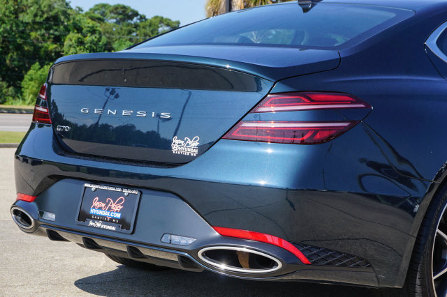 Used 2025 Genesis G70 2.5T RWD image 5