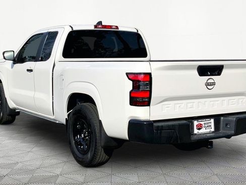 Used 2024 Nissan Frontier S w/ Tow Package image 4