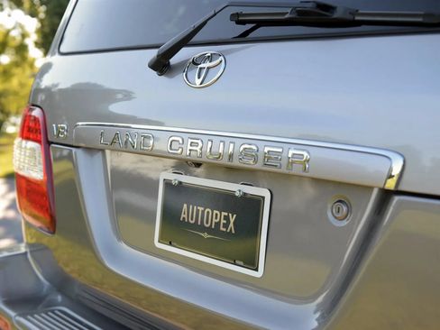 Used 2007 Toyota Land Cruiser AWD/4WD image 48