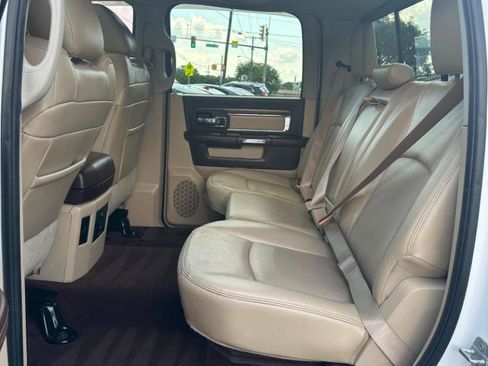 Used 2014 RAM 1500 Laramie w/ Convenience Group AWD/4WD image 17