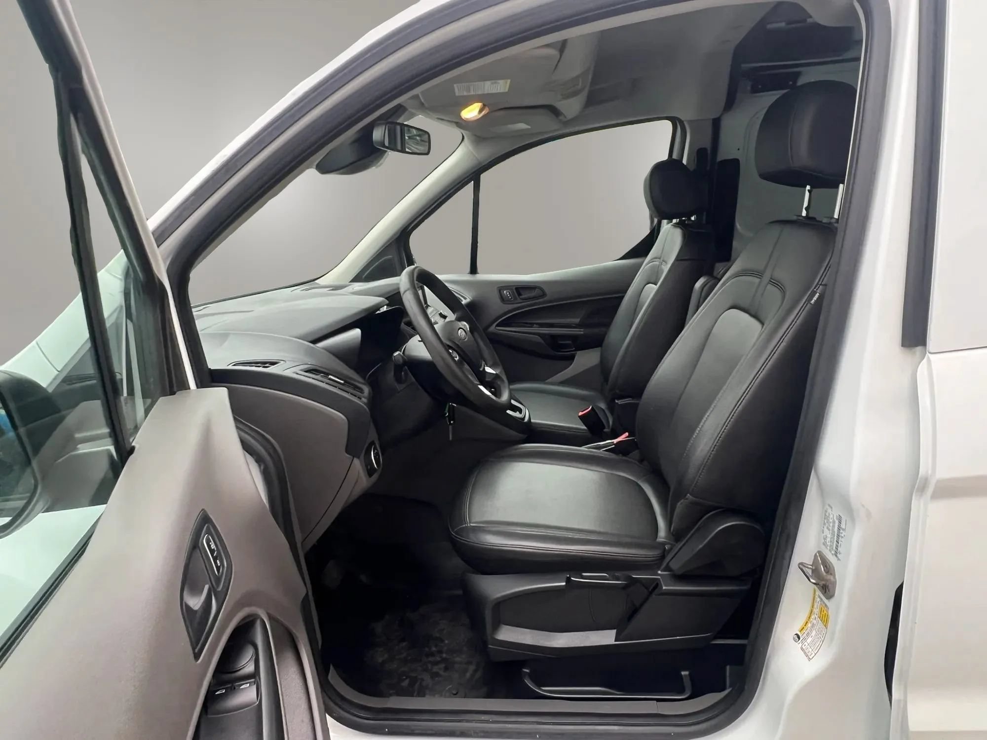 Used 2021 Ford Transit Connect XL FWD image 16