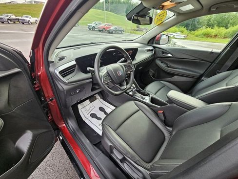 Used 2024 Buick Encore GX Sport Touring image 19