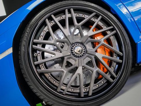 Used 2018 Lamborghini Aventador S AWD/4WD image 12