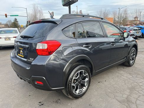 Used 2014 Subaru Crosstrek 2.0i Premium image 9