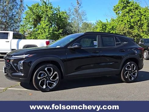 New 2026 Chevrolet Trax RS image 7