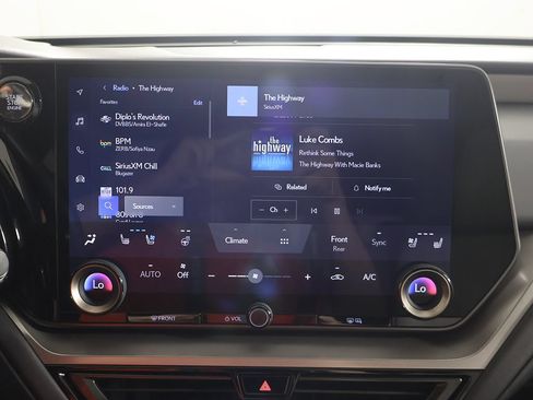 Used 2025 Lexus TX 350 AWD image 49