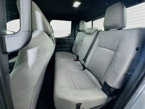 Used 2025 Toyota Tacoma SR5 AWD/4WD image 26