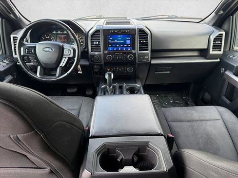 Used 2019 Ford F150 XLT w/ Equipment Group 302A Luxury AWD/4WD image 17