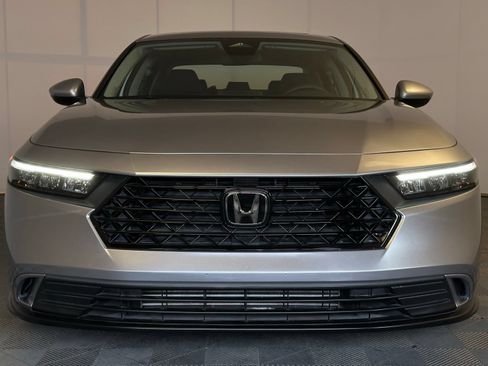 Used 2023 Honda Accord EX image 16