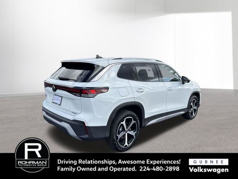 New 2026 Volkswagen Tiguan SE image 8