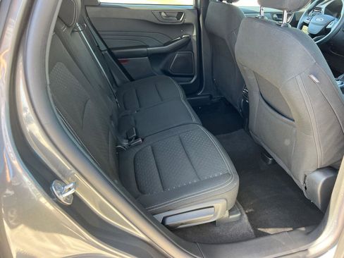 Used 2025 Ford Escape Active AWD/4WD image 15