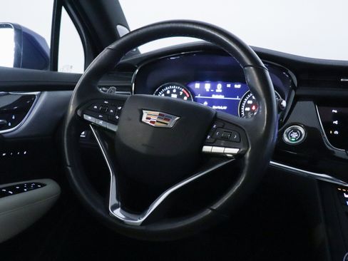 Used 2023 Cadillac XT6 Sport w/ Technology Package image 28