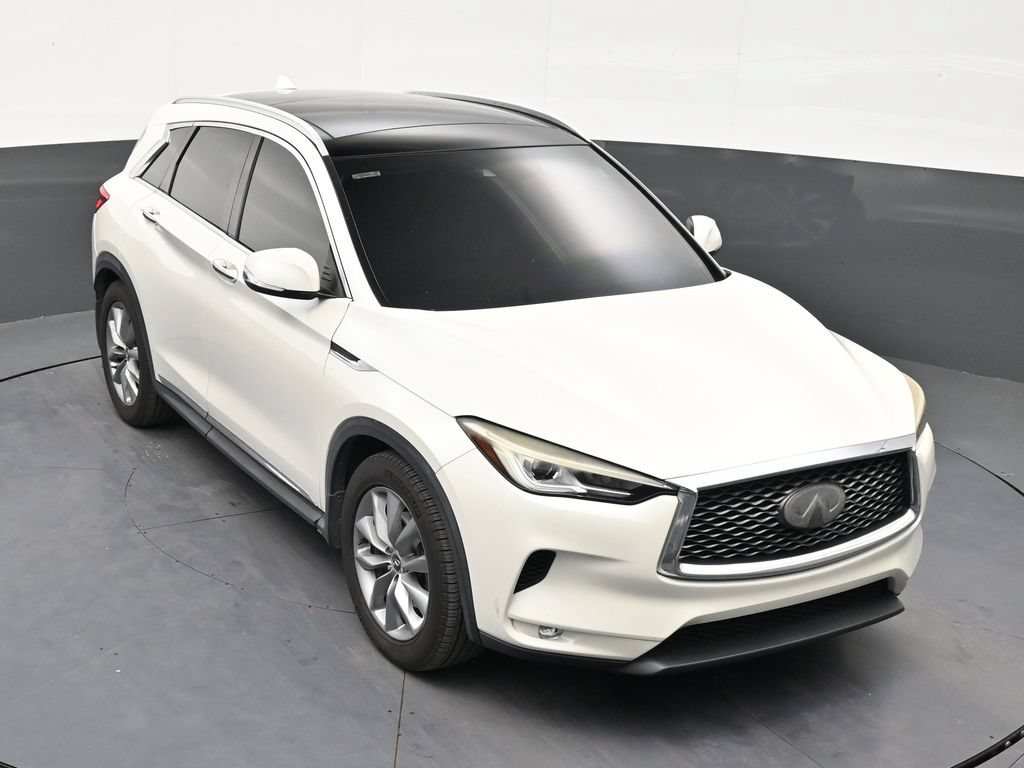 Used 2019 INFINITI QX50 Luxe w/ Navigation Package FWD image 17