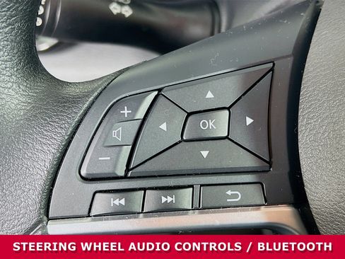 Used 2025 Nissan Sentra SV image 14