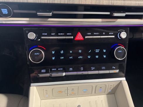 Used 2024 Hyundai Santa Fe Calligraphy image 26