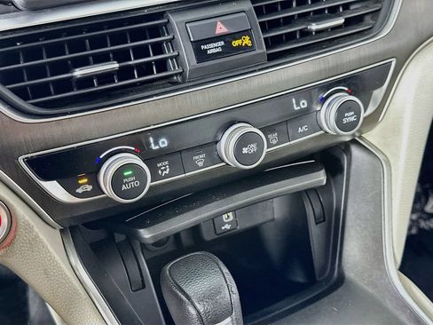 Used 2019 Honda Accord LX image 25