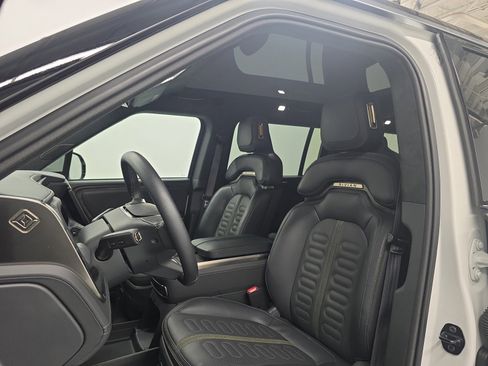 Used 2024 Rivian R1S Adventure AWD/4WD image 20
