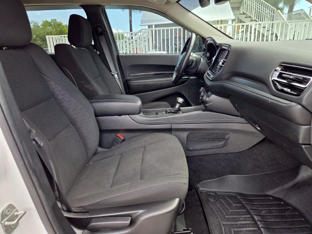 Used 2022 Dodge Durango SXT w/ Anodized Platinum Package RWD image 18